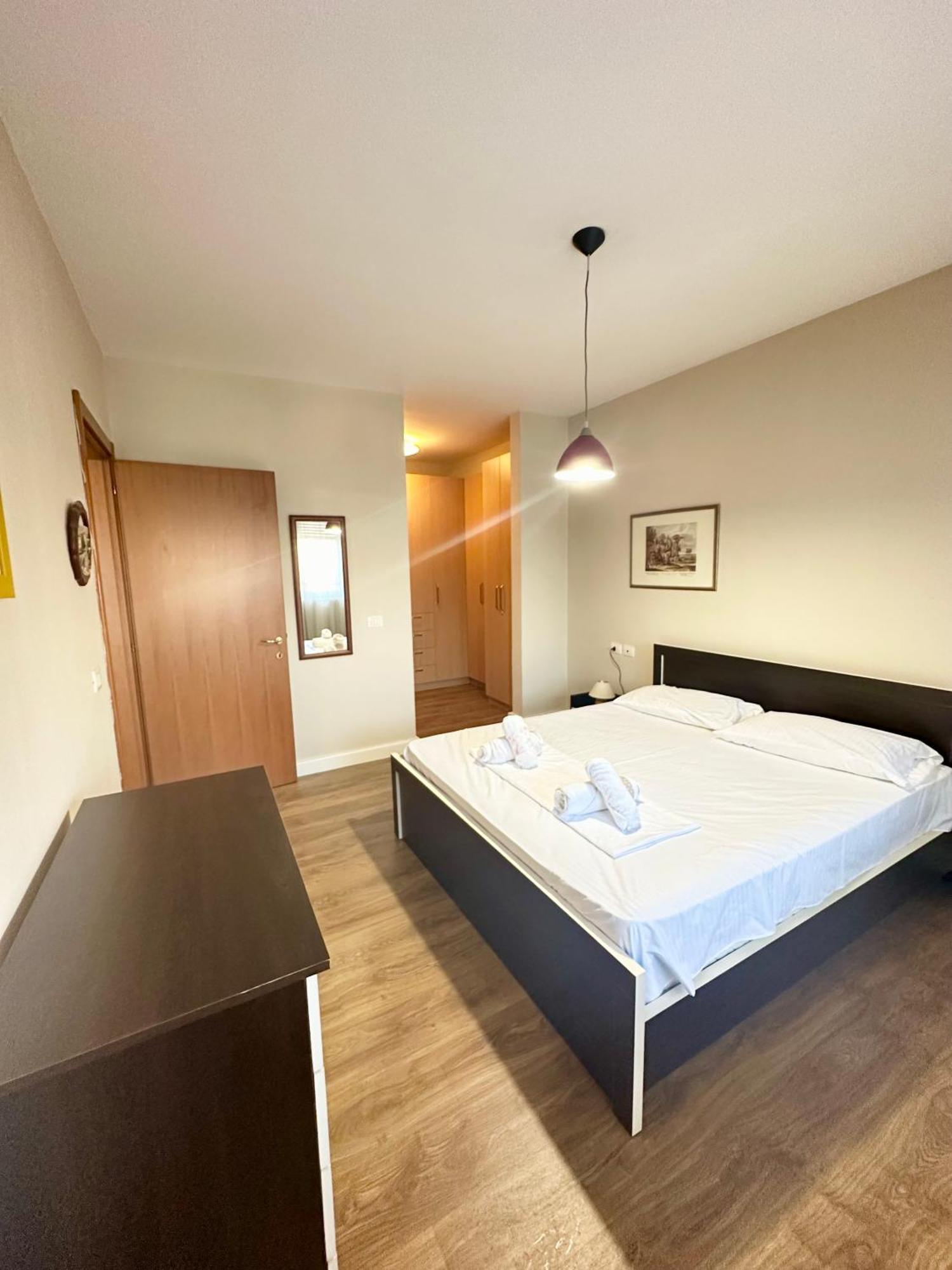 Leilighet Kk Air Albania-centrally Located